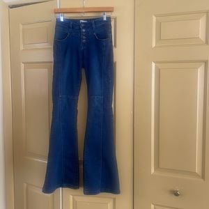 Free People Stretch Button fly Flare Jean sz25